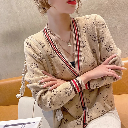 【outer】VネックニットカーディガンG23429