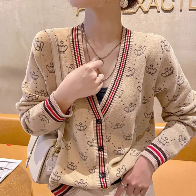 【outer】VネックニットカーディガンG23429