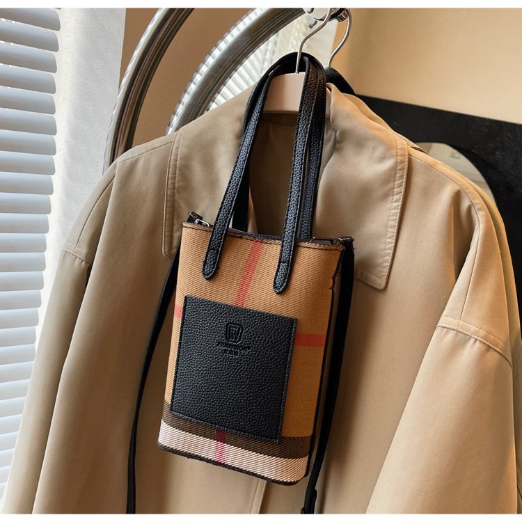 【小物】2色メッセンジャーバッグG23472