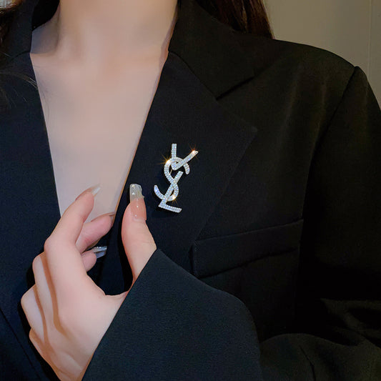 【小物】高級感ブローチG23494