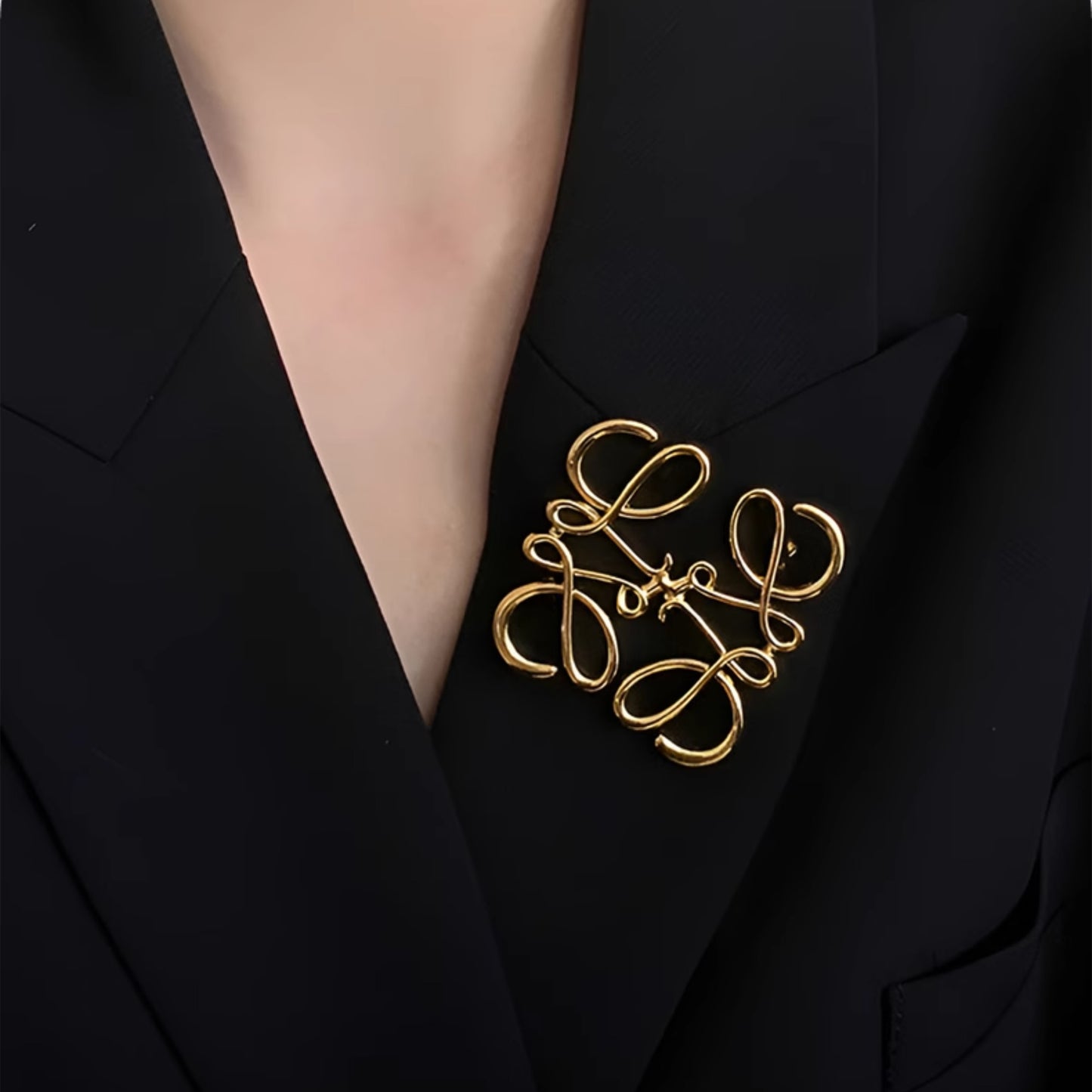 【小物】高級感ブローチG23498