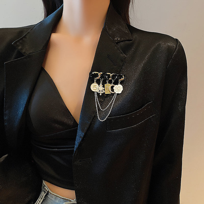 【小物】高級感ブローチG23502