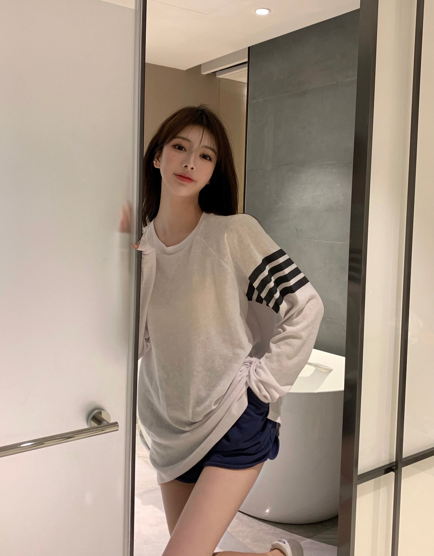 【tops】ゆったり長袖TシャツG23540