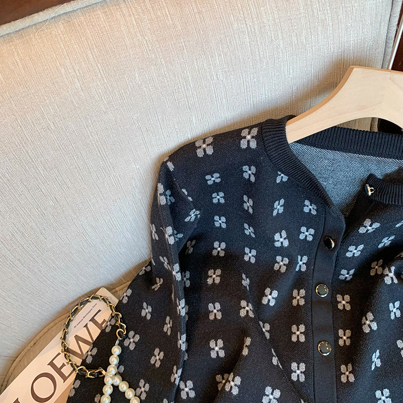 【outer】レトロニットカーディガンG23546