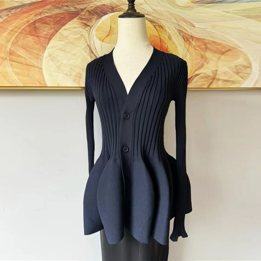 【tops】VネックペプラムニットG23557