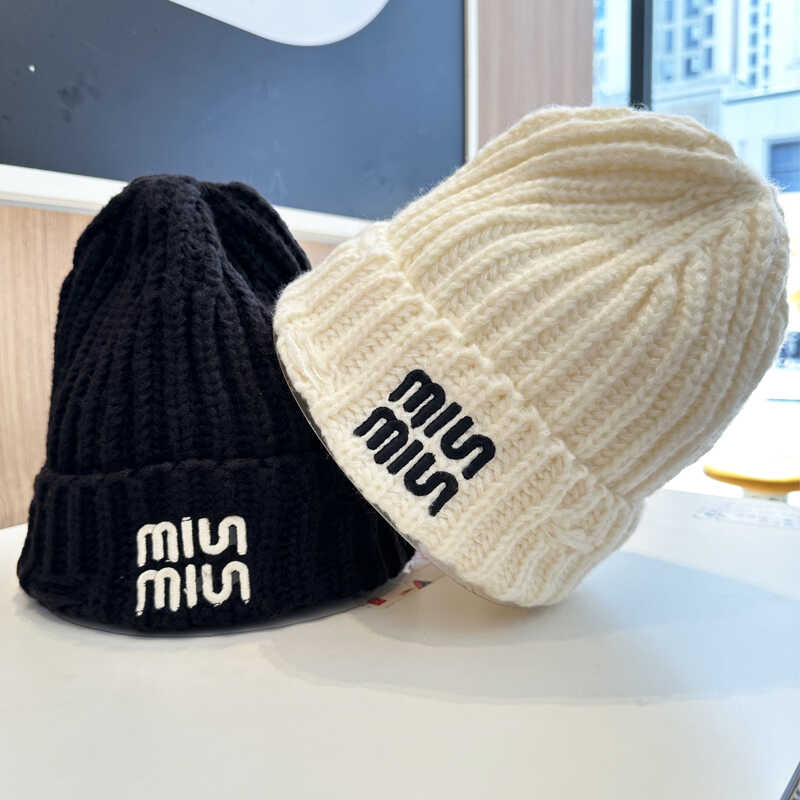 【小物】英字柄ニット帽子G23582