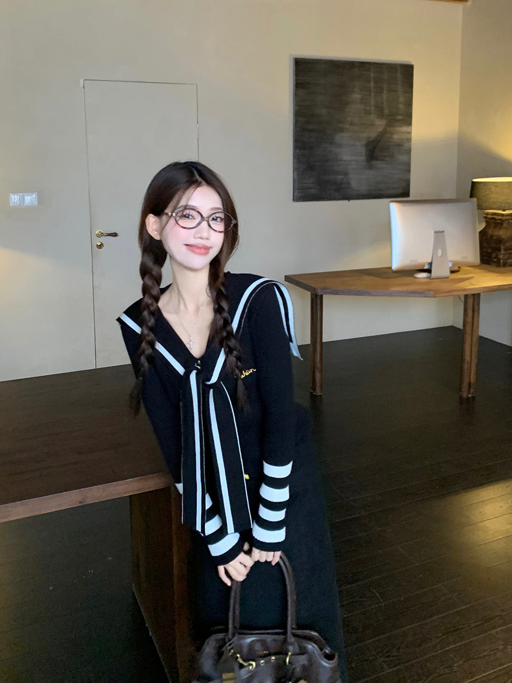 【tops】ネイビーカラーニットG23607