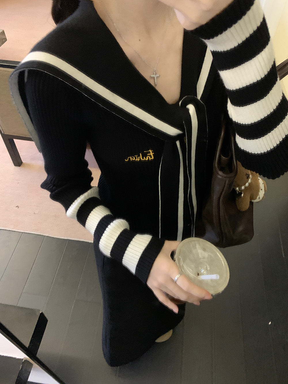 【tops】ネイビーカラーニットG23607