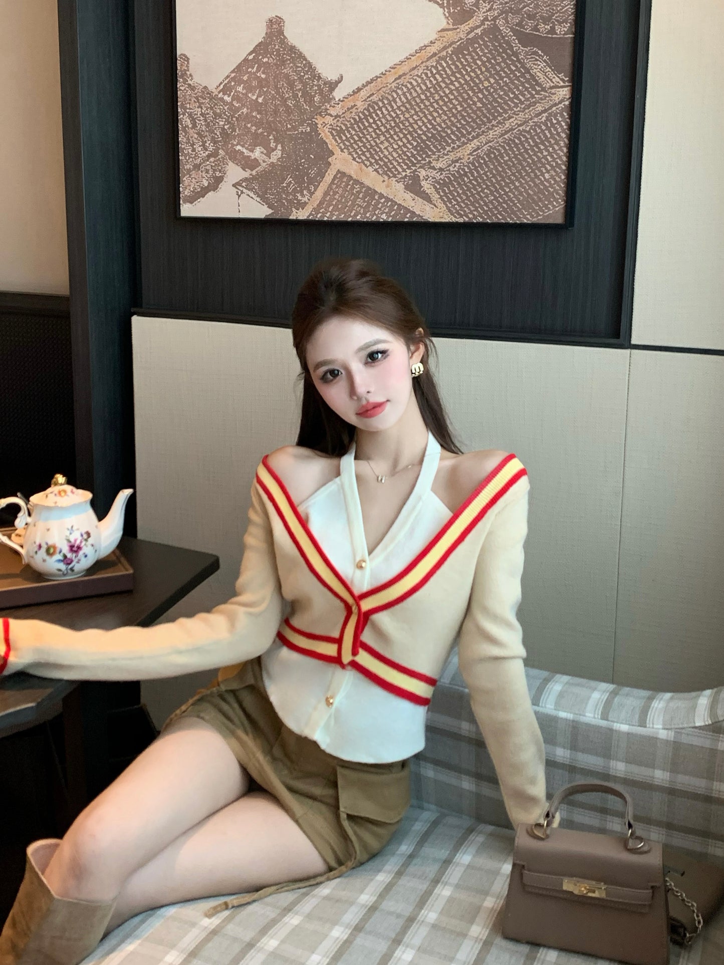 【tops】偽二つ切り替えVネックニットG23612