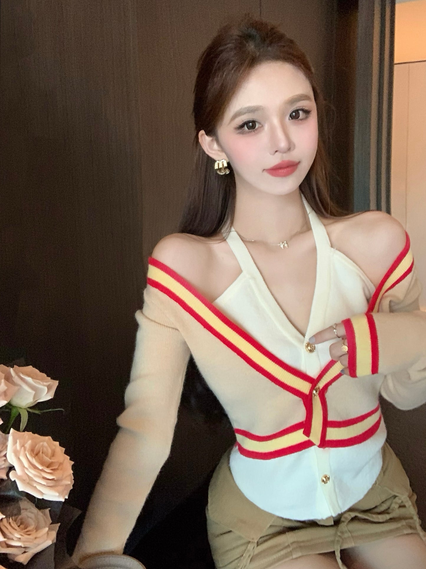 【tops】偽二つ切り替えVネックニットG23612