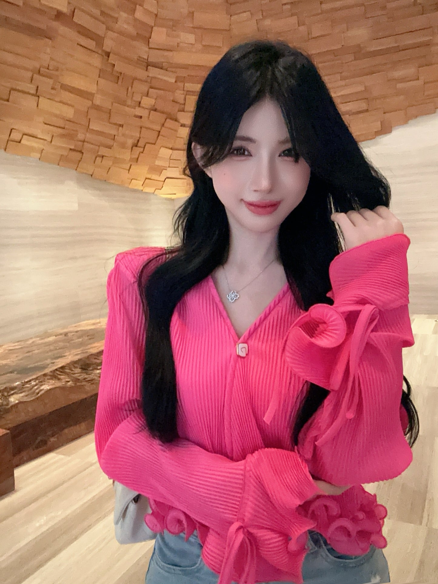 【tops】Vネック長袖ブラウスG23628