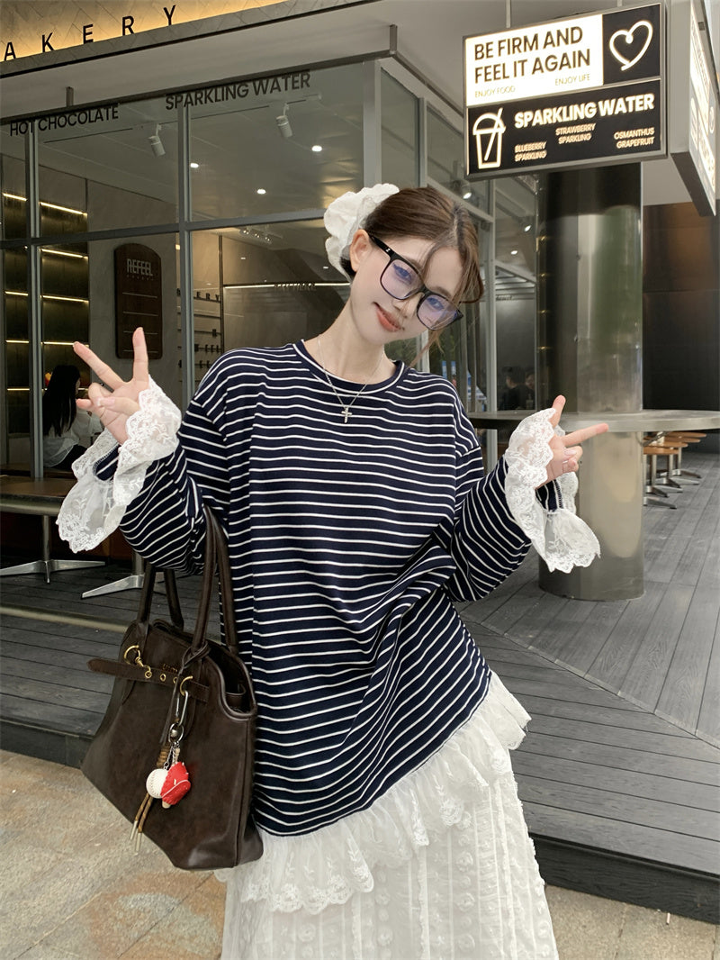 【tops】レース切り替えストライプ柄TシャツG23639