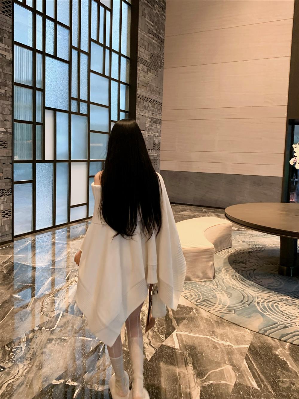 【tops】ゆったりニットセーターG23677