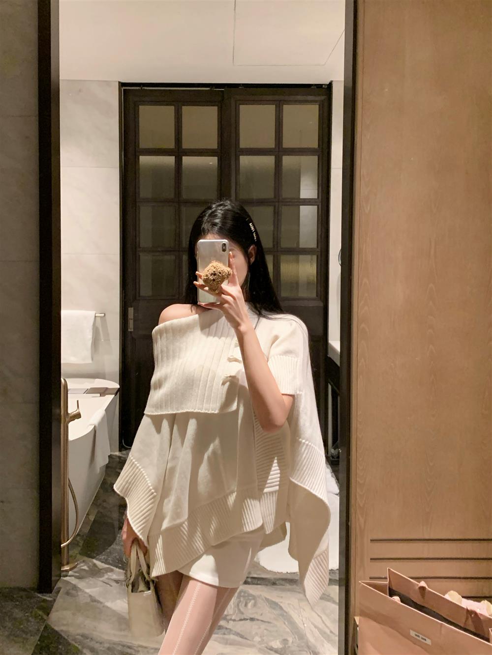 【tops】ゆったりニットセーターG23677