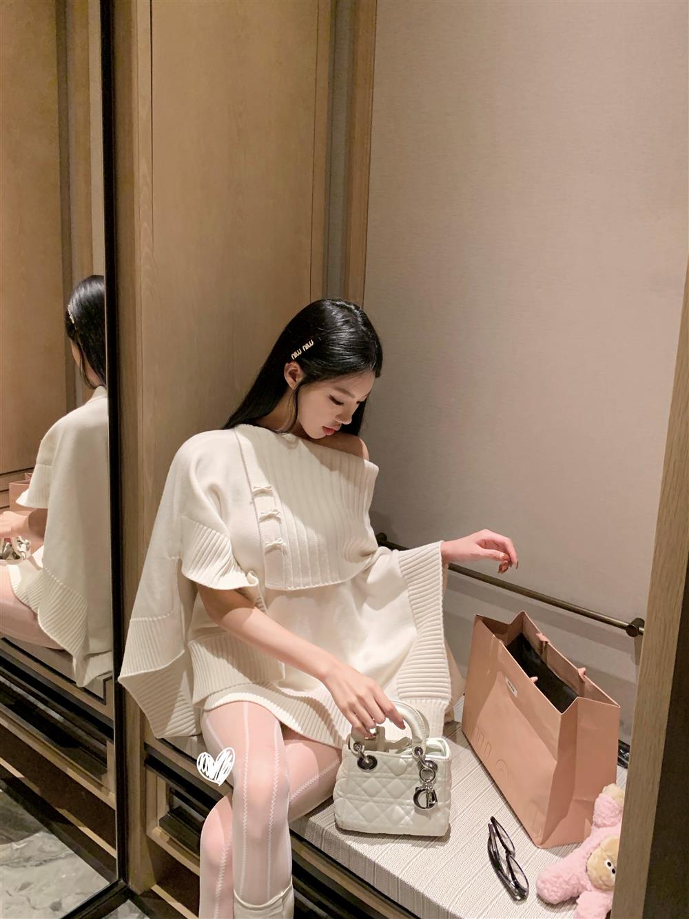 【tops】ゆったりニットセーターG23677