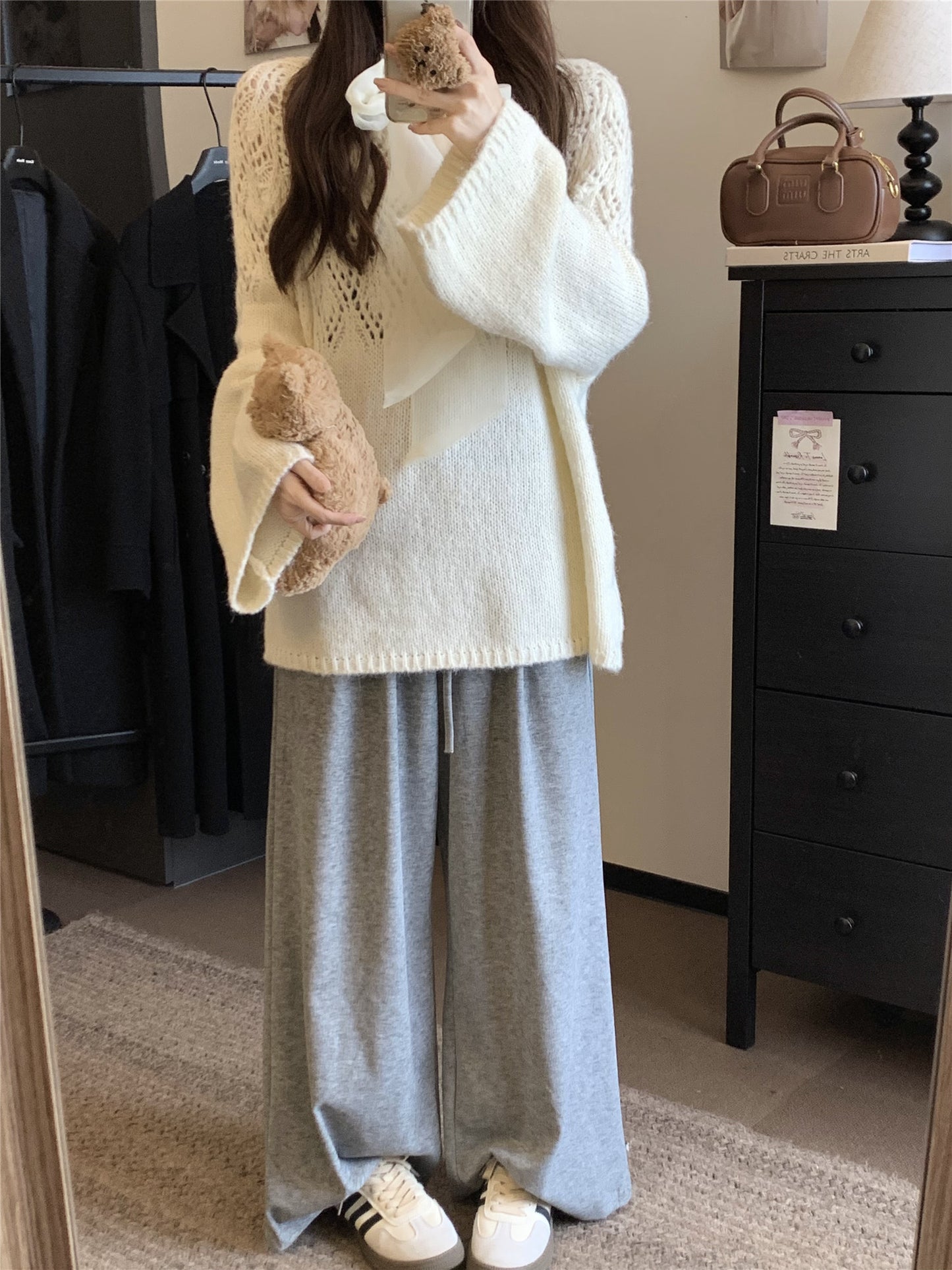 【tops】ゆったり透かし彫りニットG23682