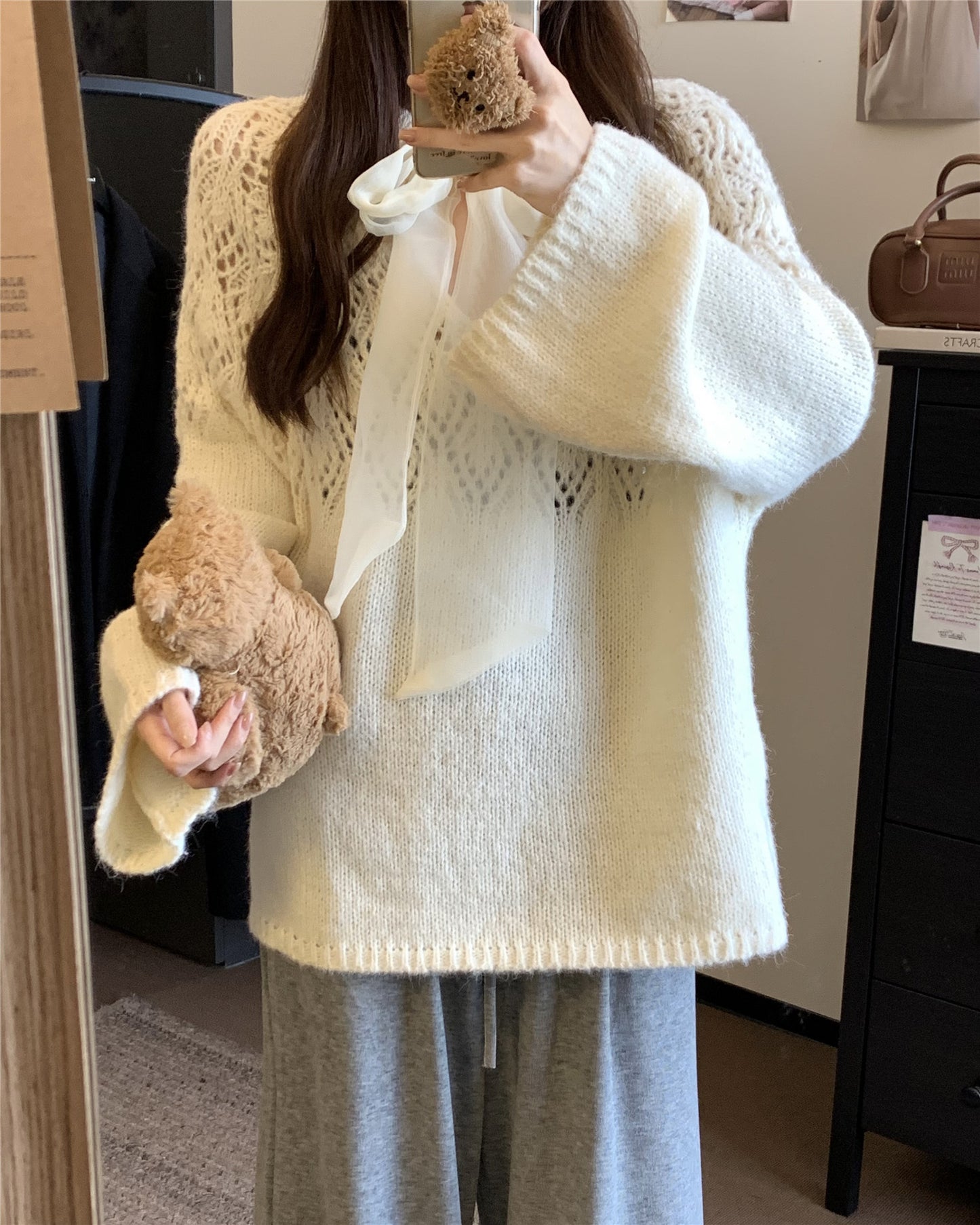 【tops】ゆったり透かし彫りニットG23682