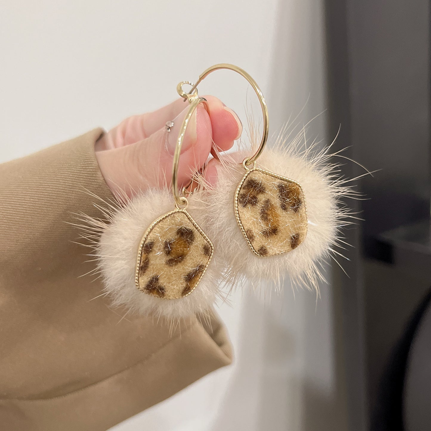 【小物】ファーイヤリングアクセサリーG23698