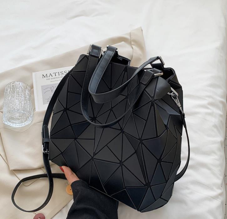 【小物】2wayメッセンジャーバッグF8202