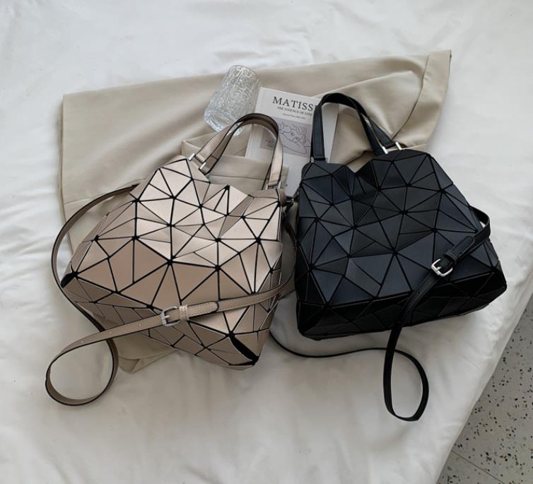 【小物】2wayメッセンジャーバッグF8202