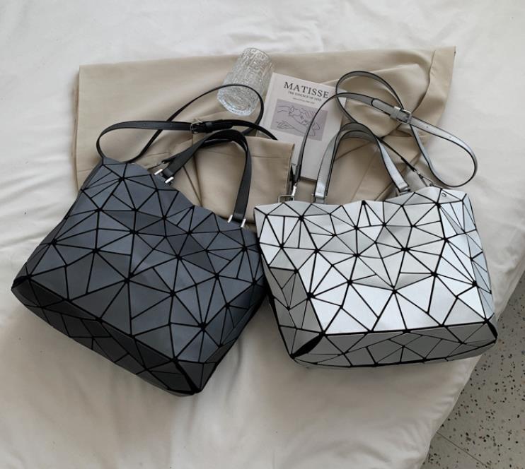 【小物】2wayメッセンジャーバッグF8202