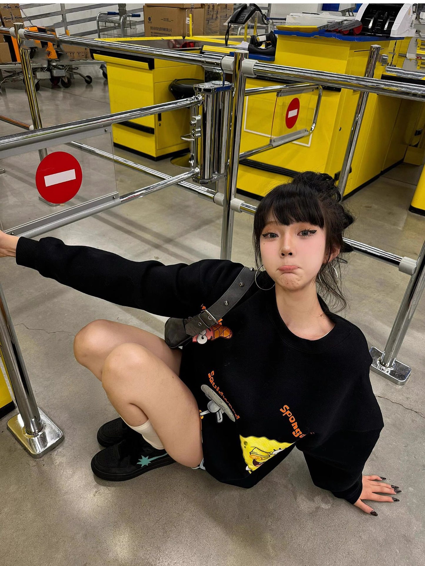 【tops】キャラクターラウンドネックパーカーG23721