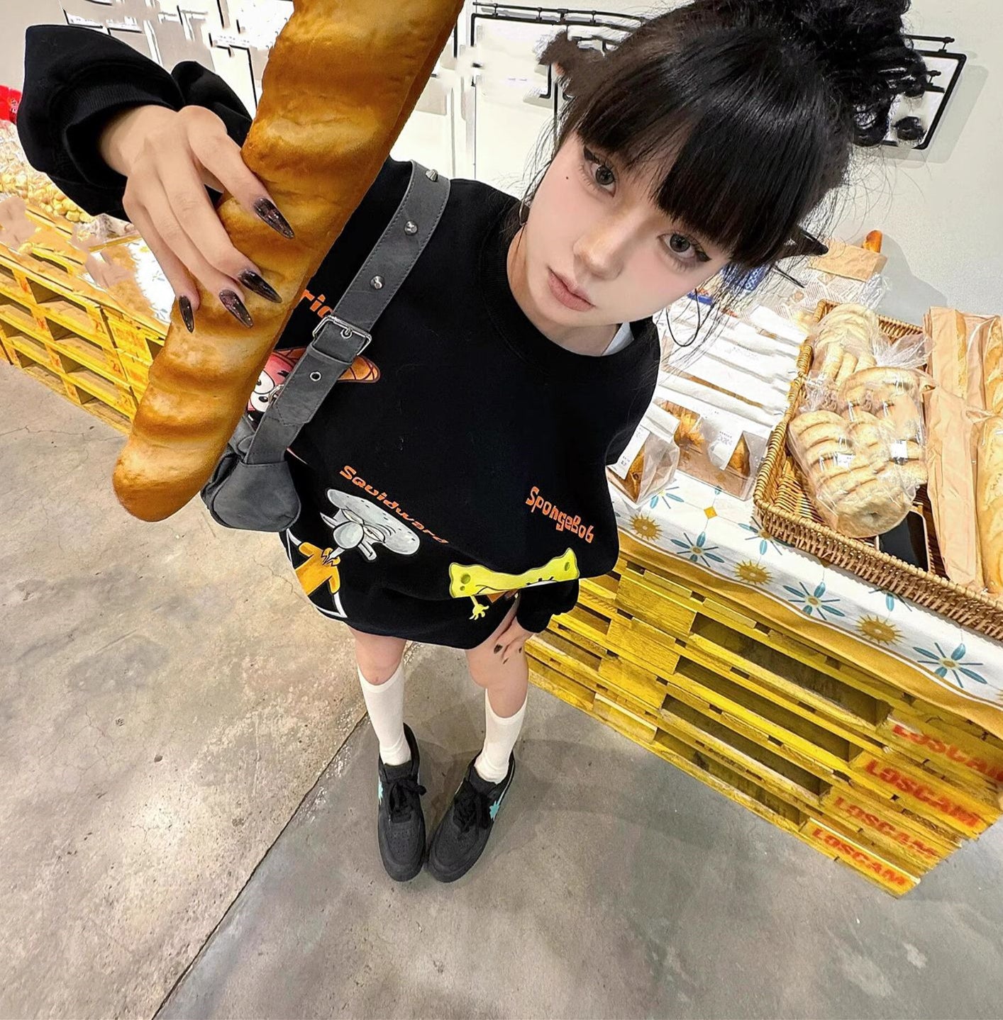 【tops】キャラクターラウンドネックパーカーG23721