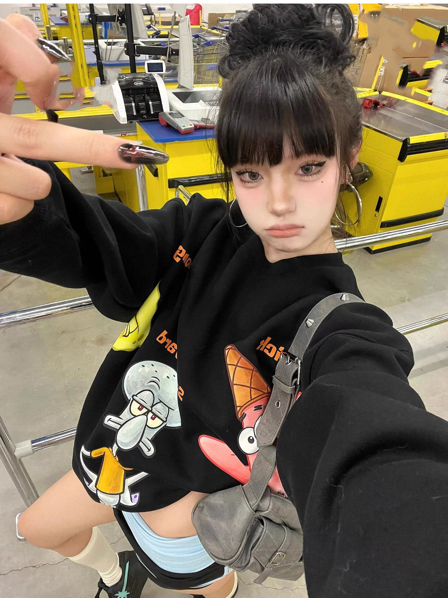 【tops】キャラクターラウンドネックパーカーG23721