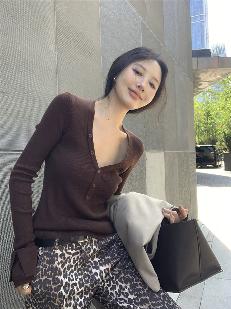 【tops】Vネック長袖ニットトップスG23802