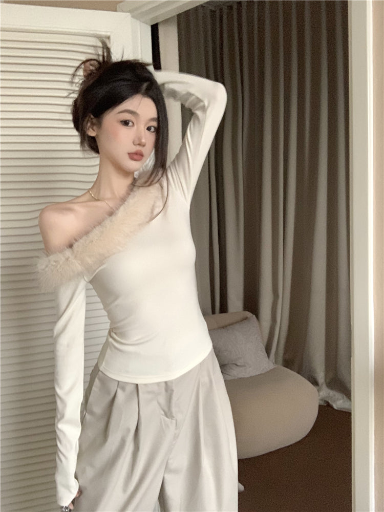 【tops】ファーボートネック長袖TシャツG23803