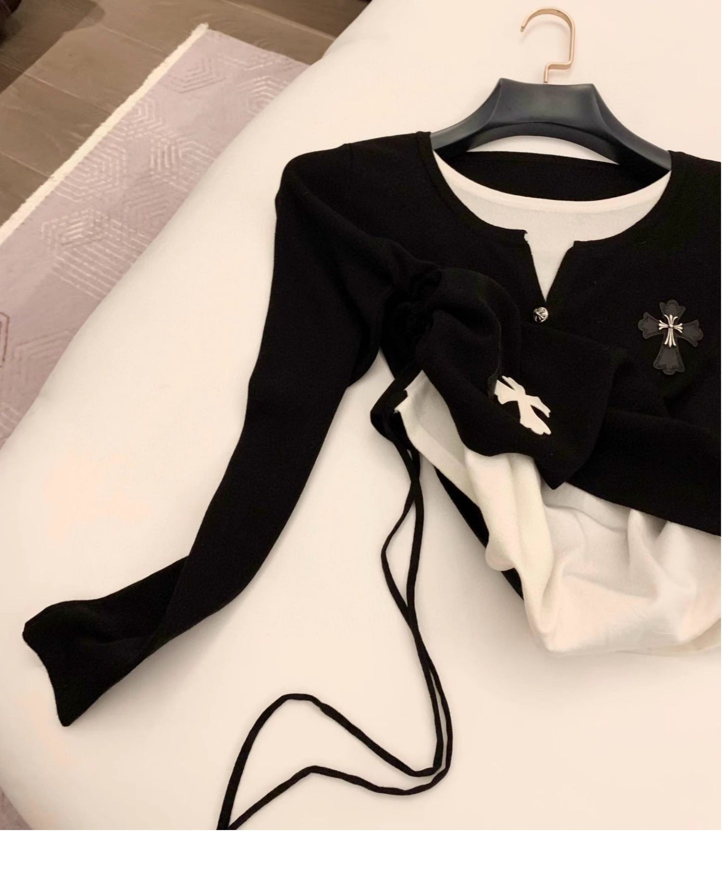 【tops】偽二つ切り替え長袖TシャツG23812