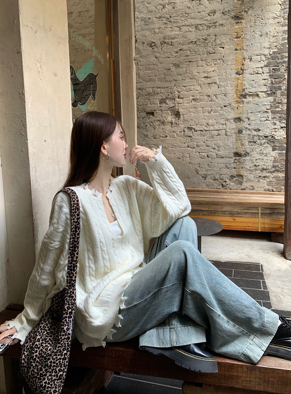 【tops】Uネック長袖ニットセーターG23824