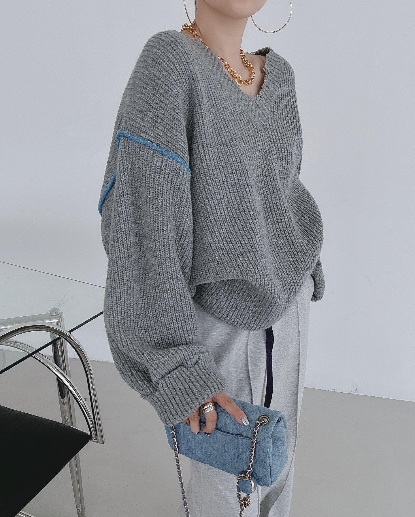 【tops】Vネック長袖ニットセーターG23858