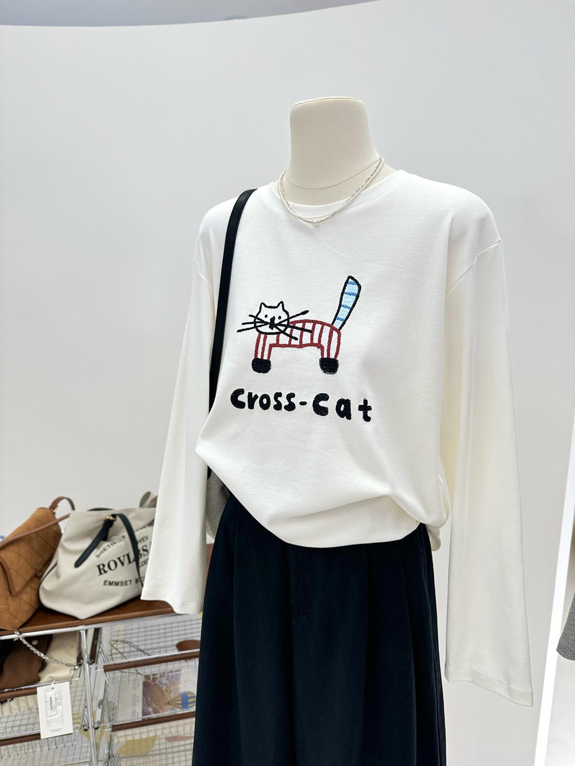 【tops】カートゥーン長袖ＴシャツG23891