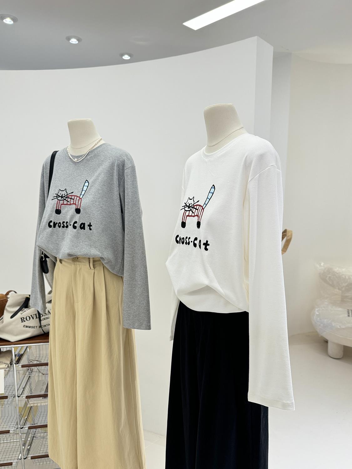 【tops】カートゥーン長袖ＴシャツG23891