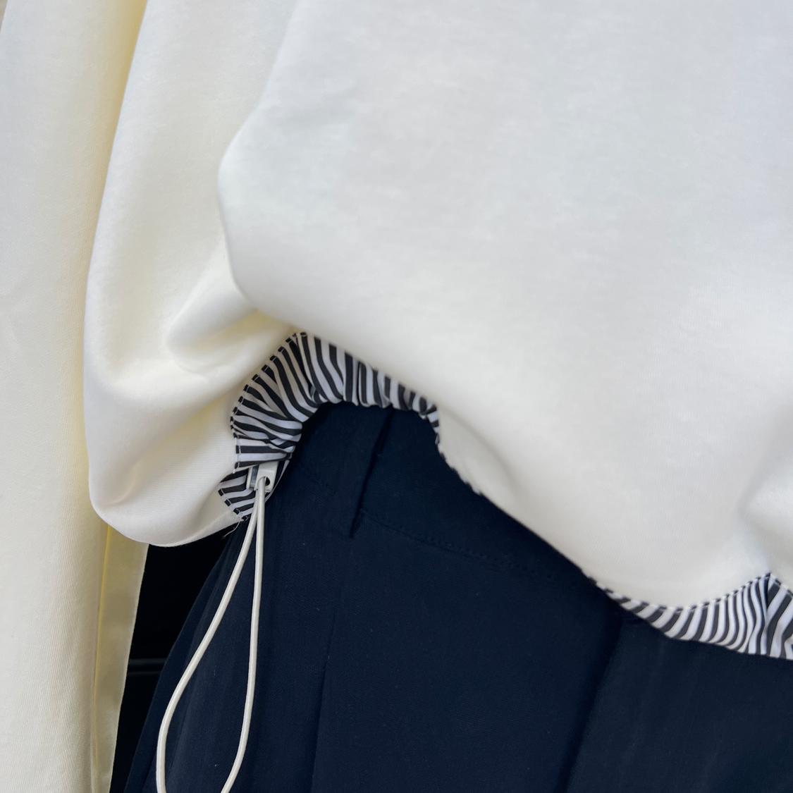 【tops】切り替え長袖パーカーG24027