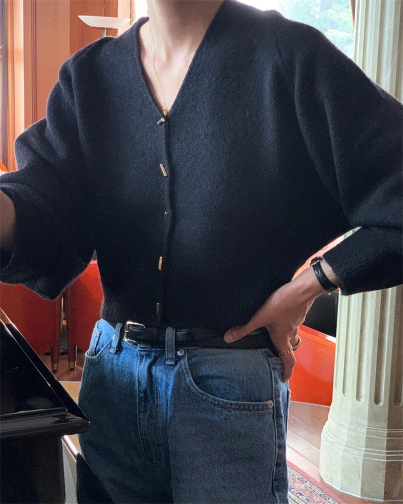 【outer】VネックニットカーディガンG24050