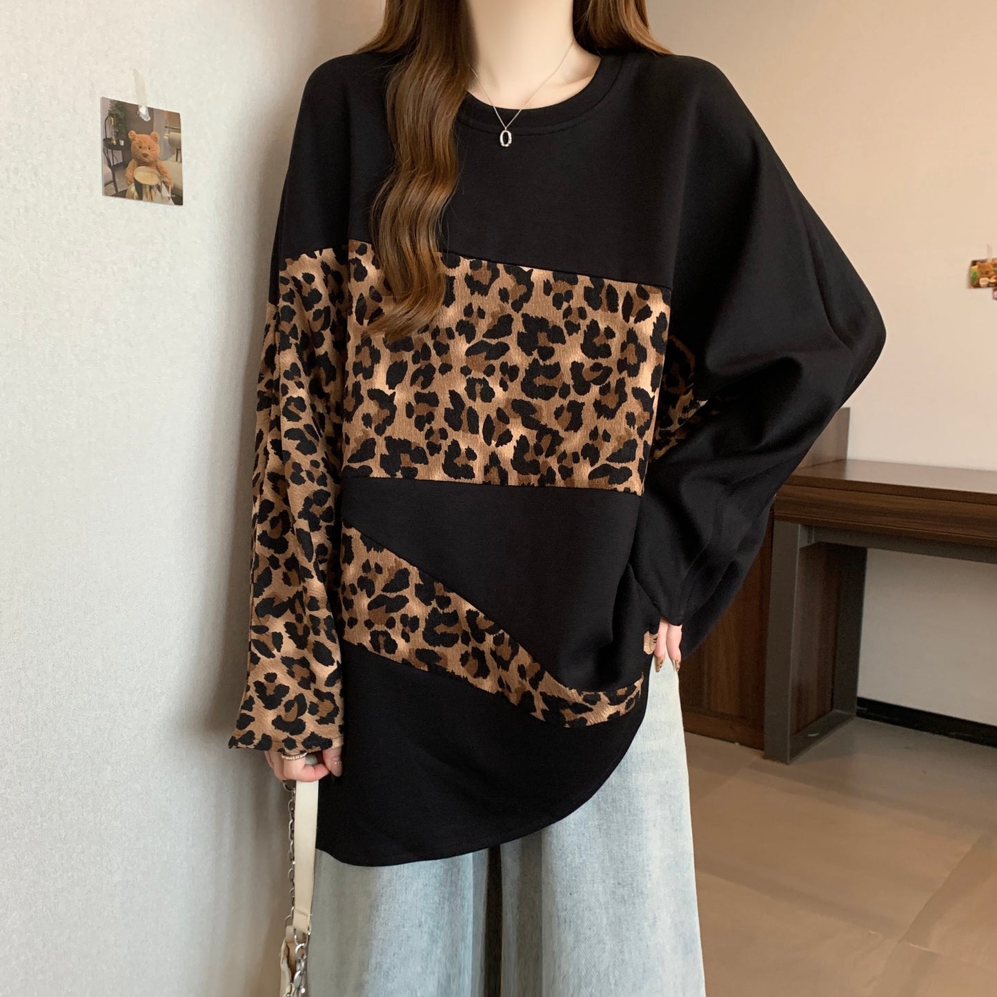 【tops】長袖ヒョウ柄パーカーG24149