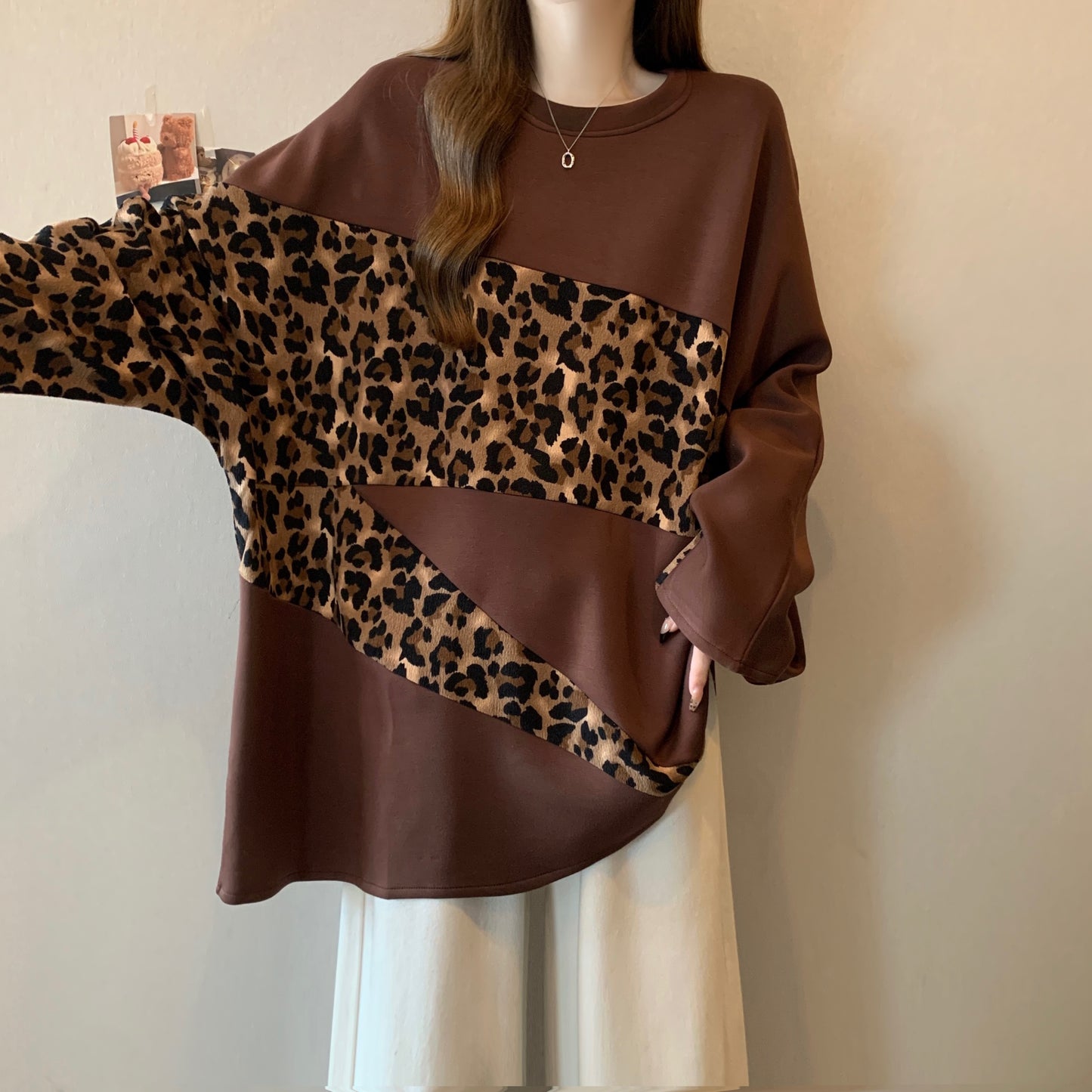 【tops】長袖ヒョウ柄パーカーG24149