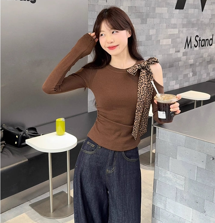【tops】オープンショルダーヒョウ柄TシャツG24153