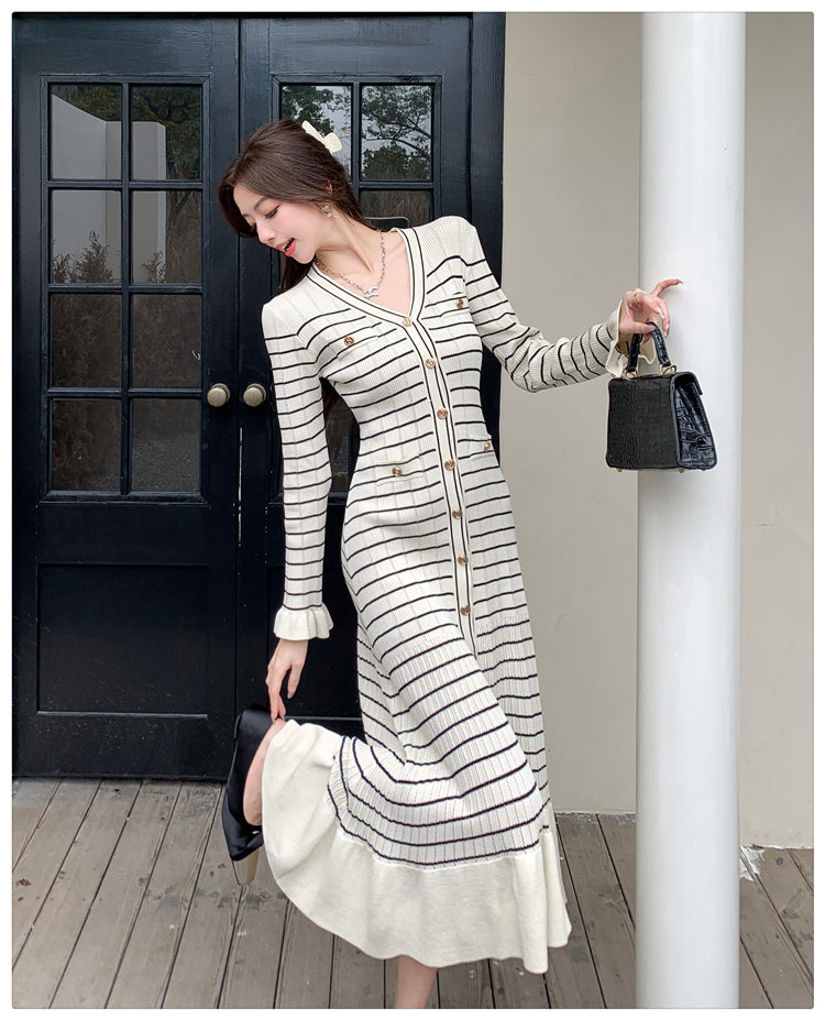 【dress】Vネック長袖ストライプ柄ニットワンピースG24203