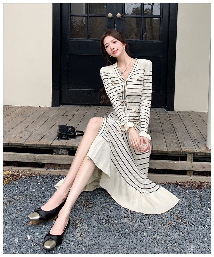 【dress】Vネック長袖ストライプ柄ニットワンピースG24203