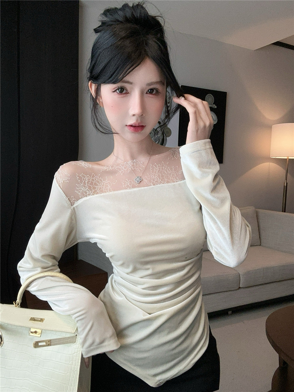 【tops】レース切り替長袖TシャツG24227