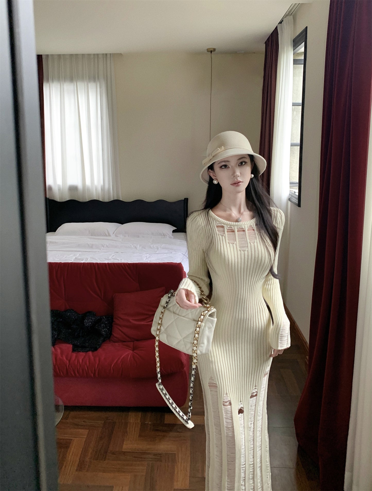 【dress】透かし彫り長袖タイトワンピースG24272