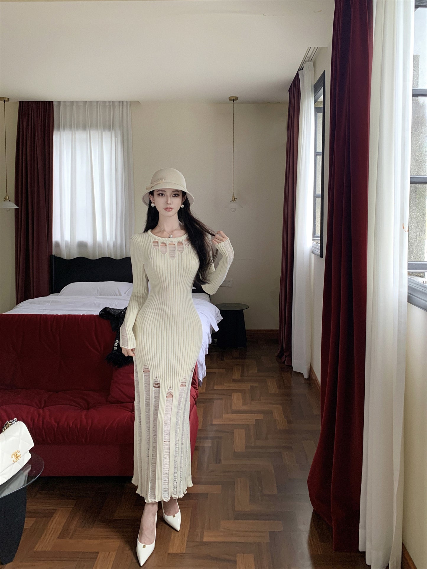 【dress】透かし彫り長袖タイトワンピースG24272