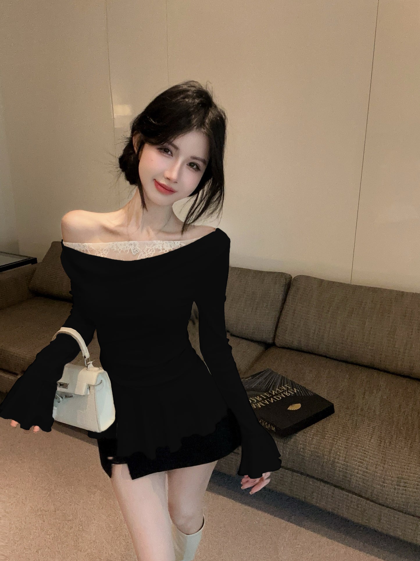 【tops】切り替えレース長袖フリルTシャツG24289