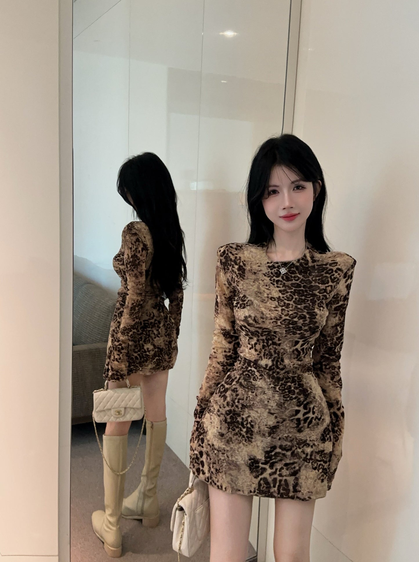 【dress】ヒョウ柄プリント長袖タイトワンピースG24421