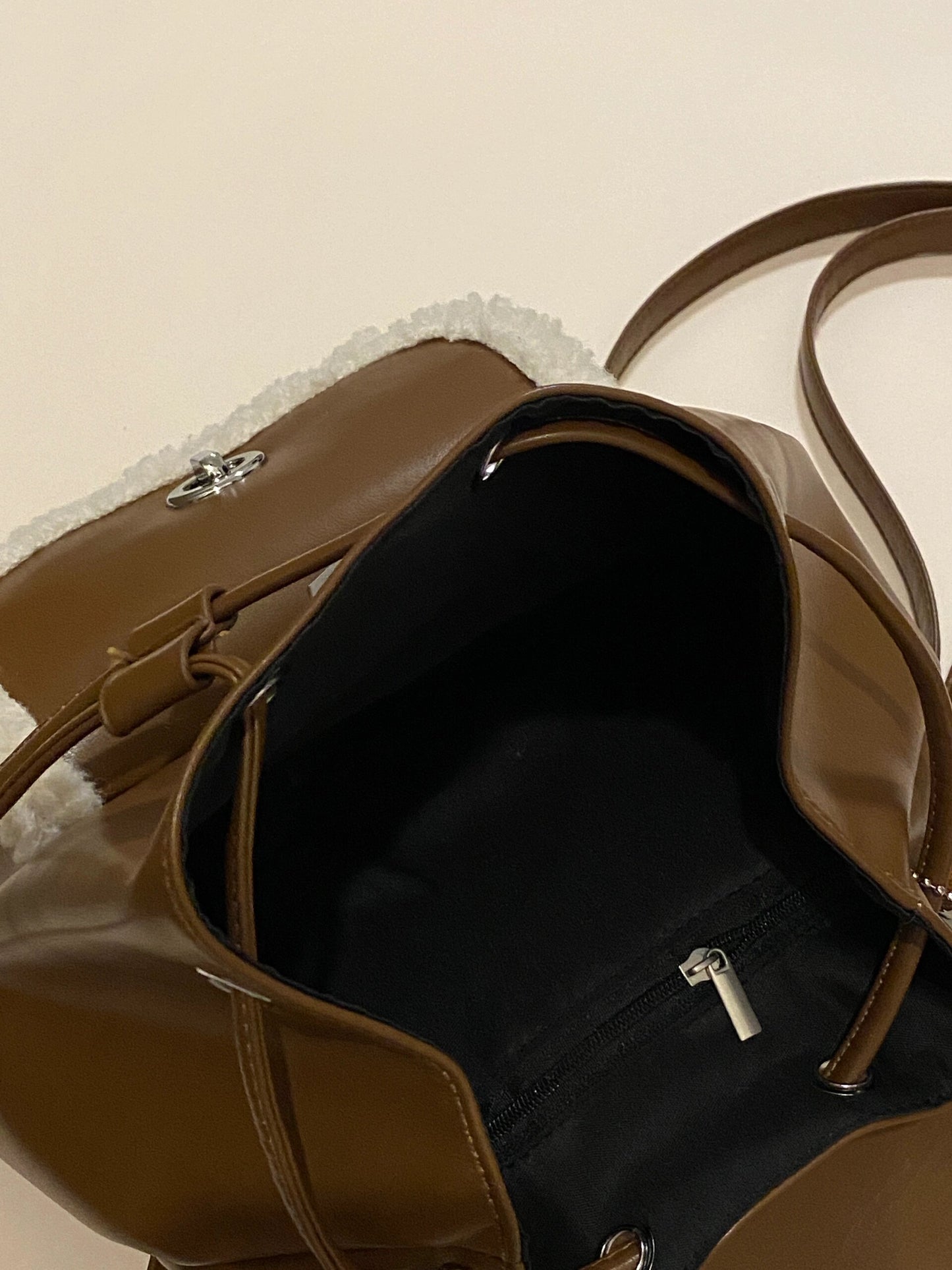 【小物】クリスマスラムズウールリュックバックG24422