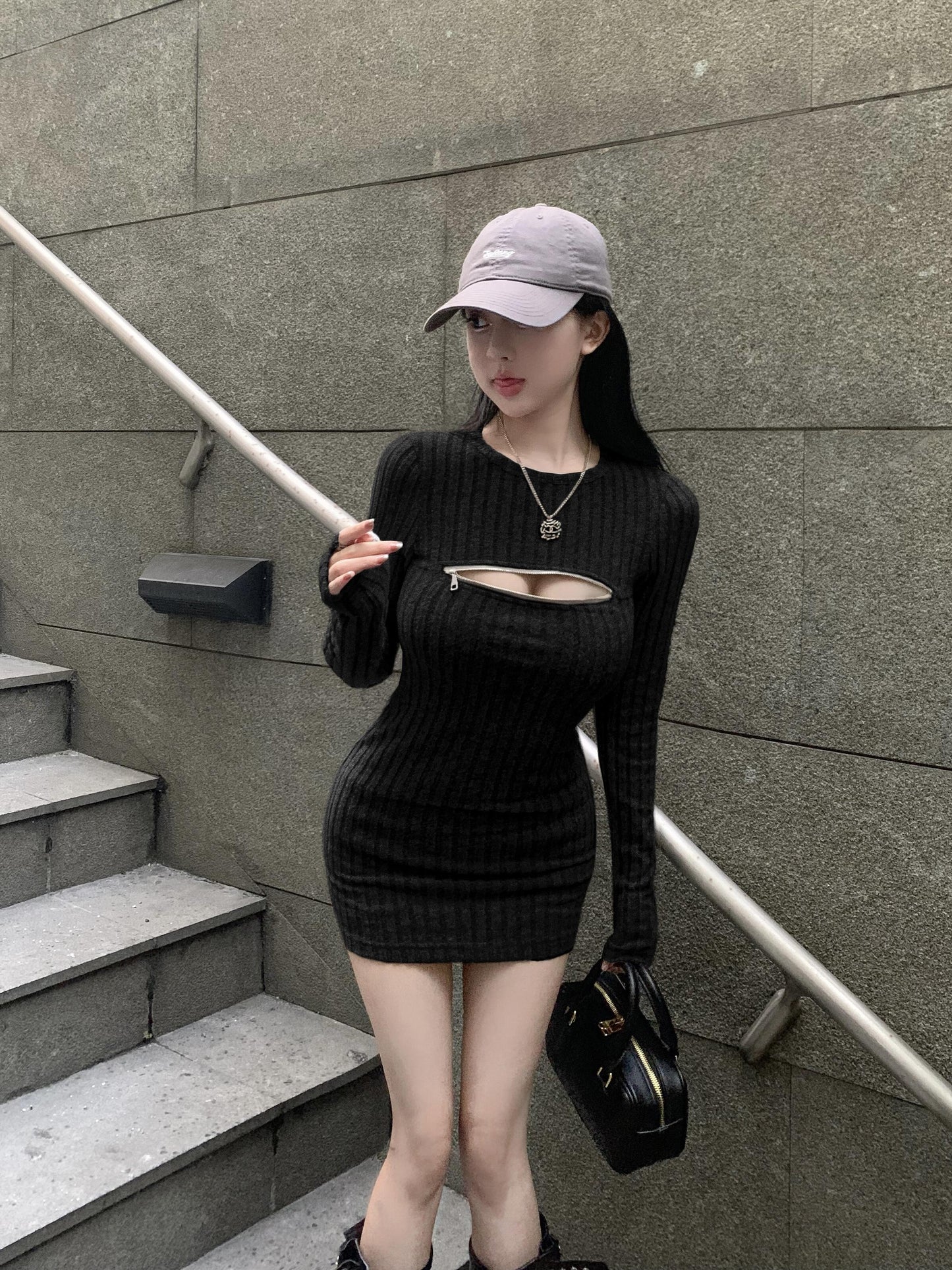 【dress】タイト長袖ニットワンピースG24433