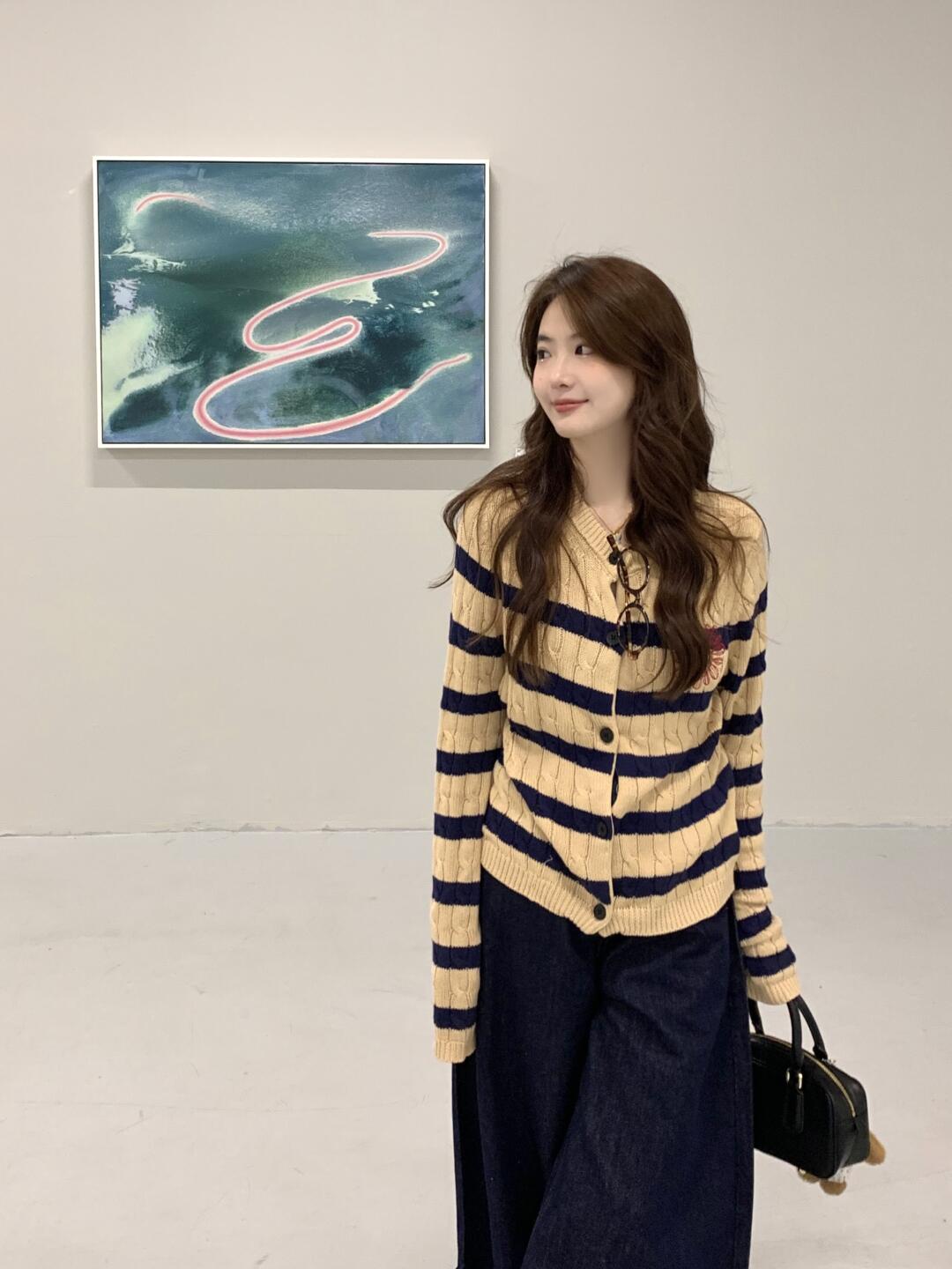 【outer】ストライプ柄ニットカーディガンG24442